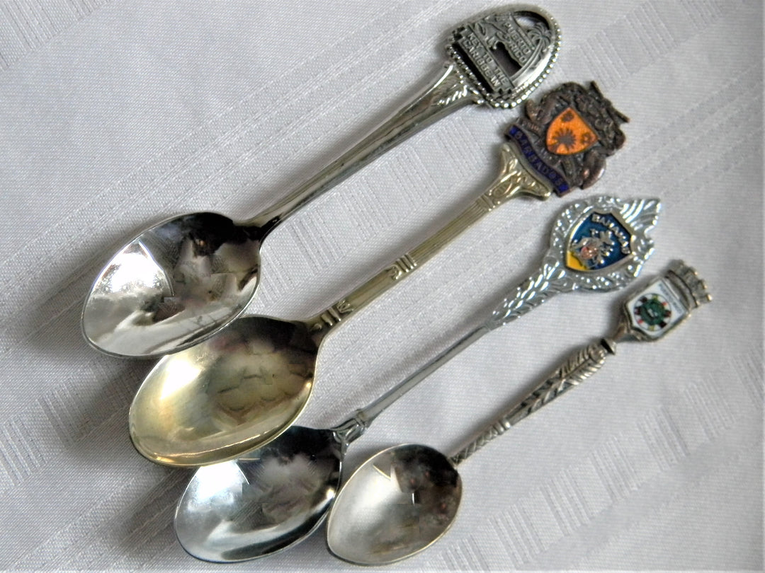 h617 Set of 4 Collectible Spoons Puerto Rico, Barbados, Bahamas, Puerto Rico