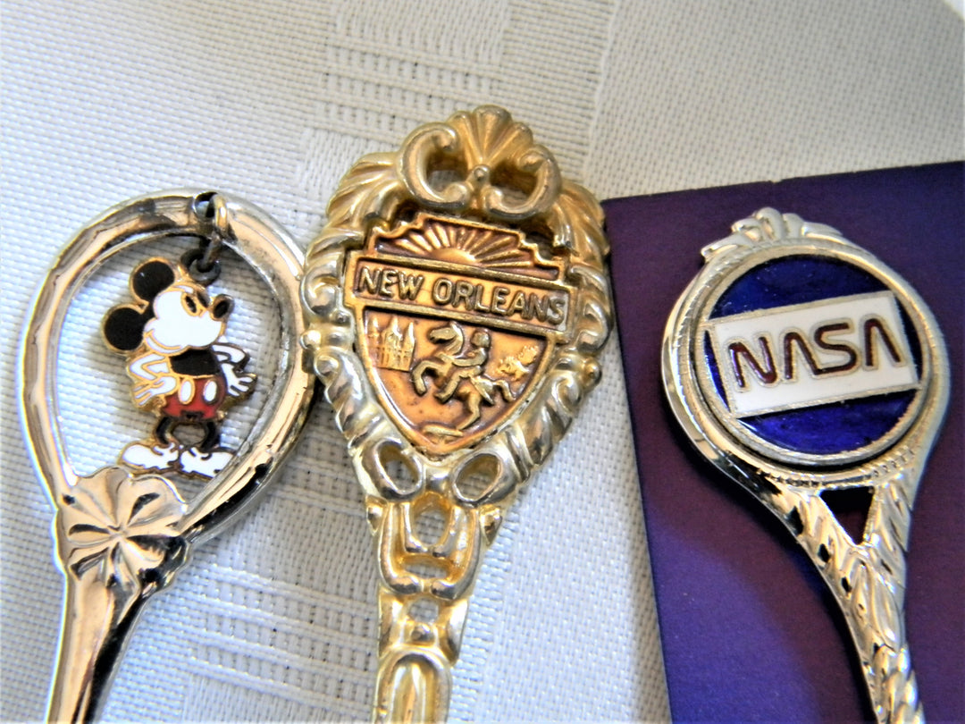 h619 Set of 3 vintage Collectible Spoons New Orleans NASA Walt Disney World