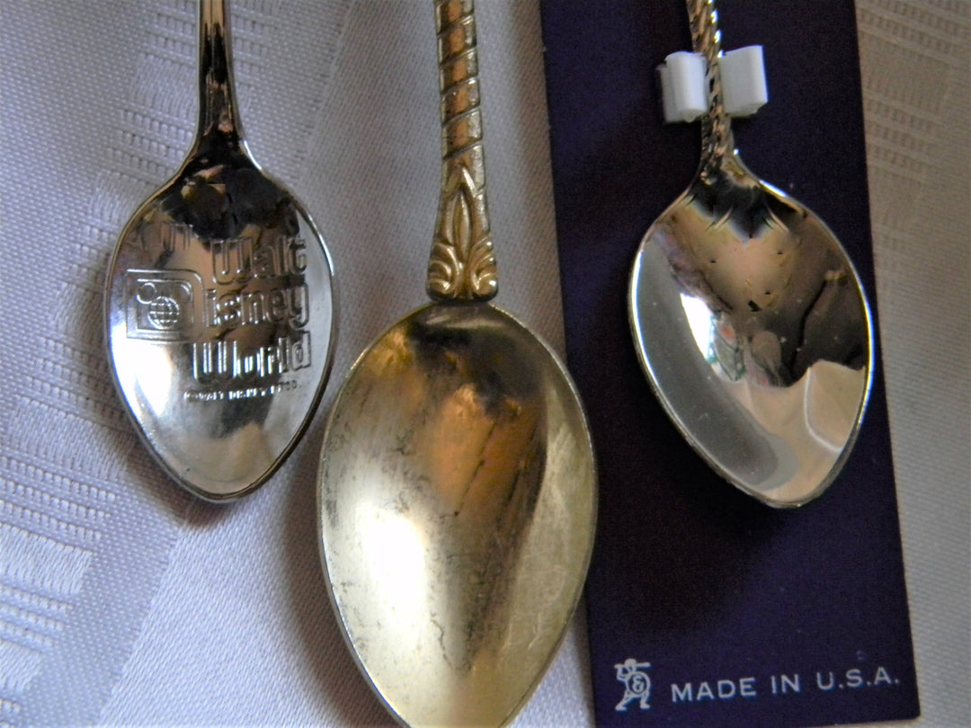h619 Set of 3 vintage Collectible Spoons New Orleans NASA Walt Disney World