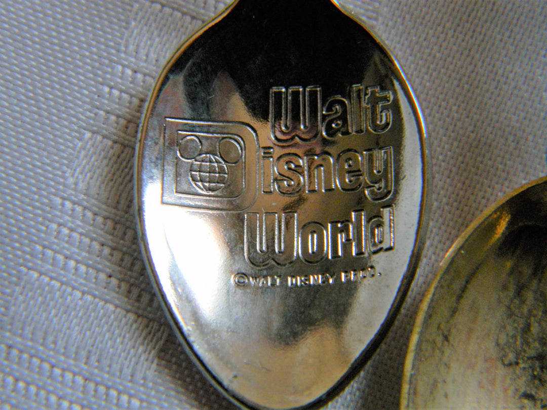 h619 Set of 3 vintage Collectible Spoons New Orleans NASA Walt Disney World