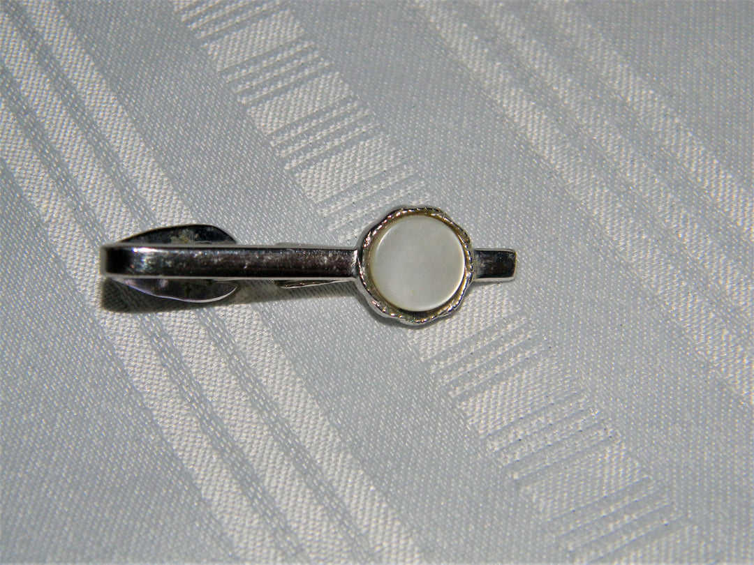 j542 Handsome Vintage Silver Tone Tie Bar with White Stone