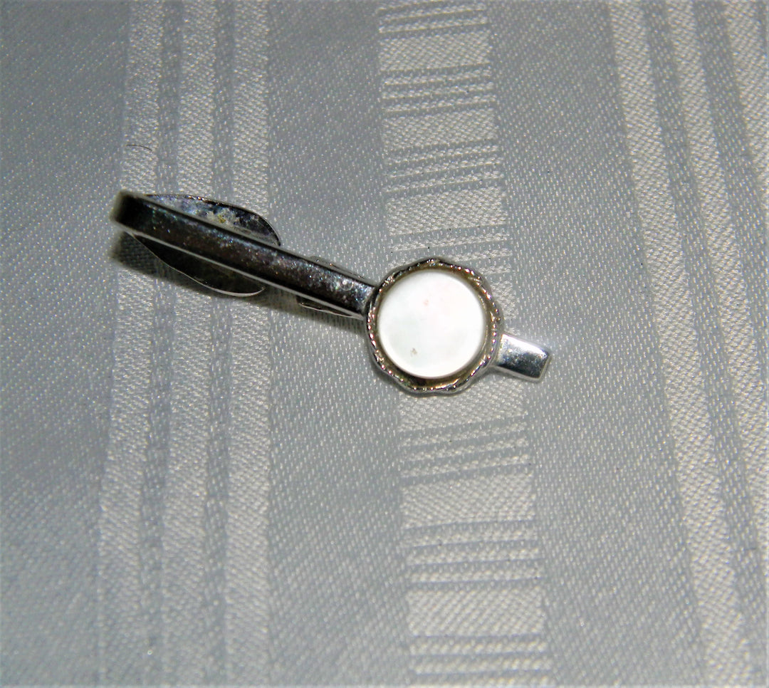j542 Handsome Vintage Silver Tone Tie Bar with White Stone