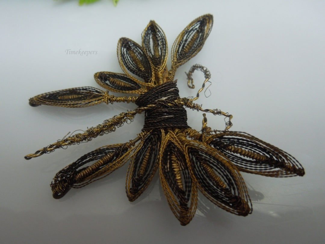 q216 Vintage Beautiful Butterfly Pin/Brooch/Charm