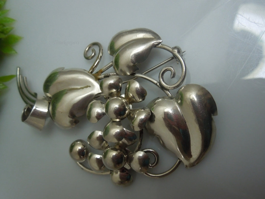 q219 Vintage Sterling Silver Floral Pin/Sweater Brooch/Dress Pin