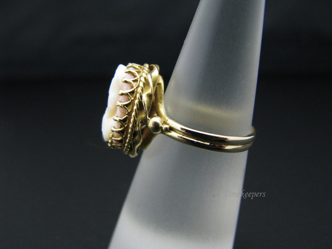 c759 Beautiful 14k Yellow Gold Small Cameo Ring