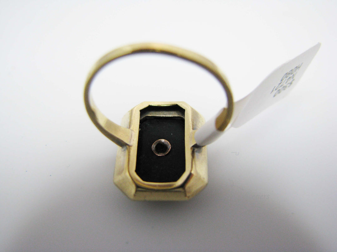 b170 14kt Black Onyx ring