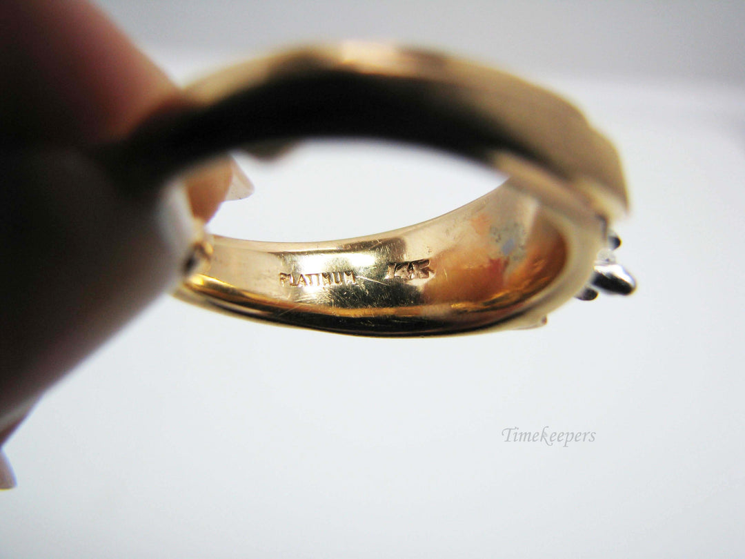 b175 Beautiful 14kt Marquise Engagement ring