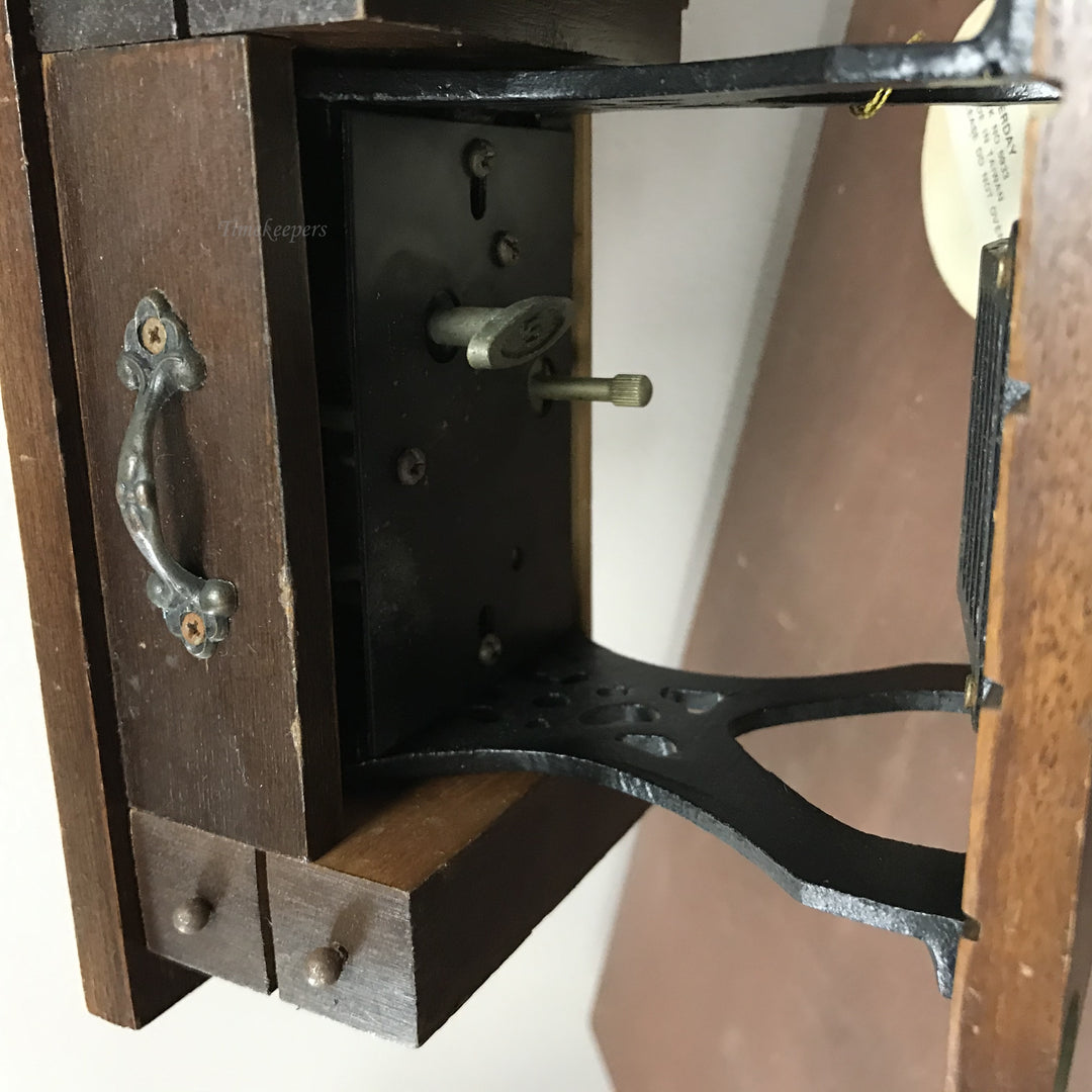 g240 1920s Music Box