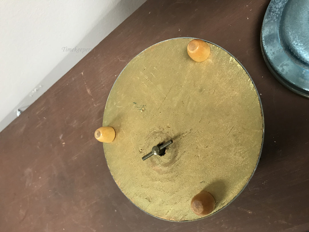 g241 1920s Blue Metal music box