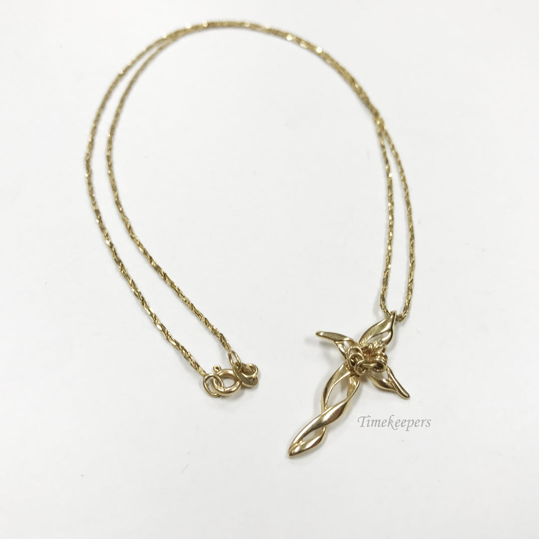 c699 Beautiful 14k Yellow gold Cross on 18" 14k gold Chain