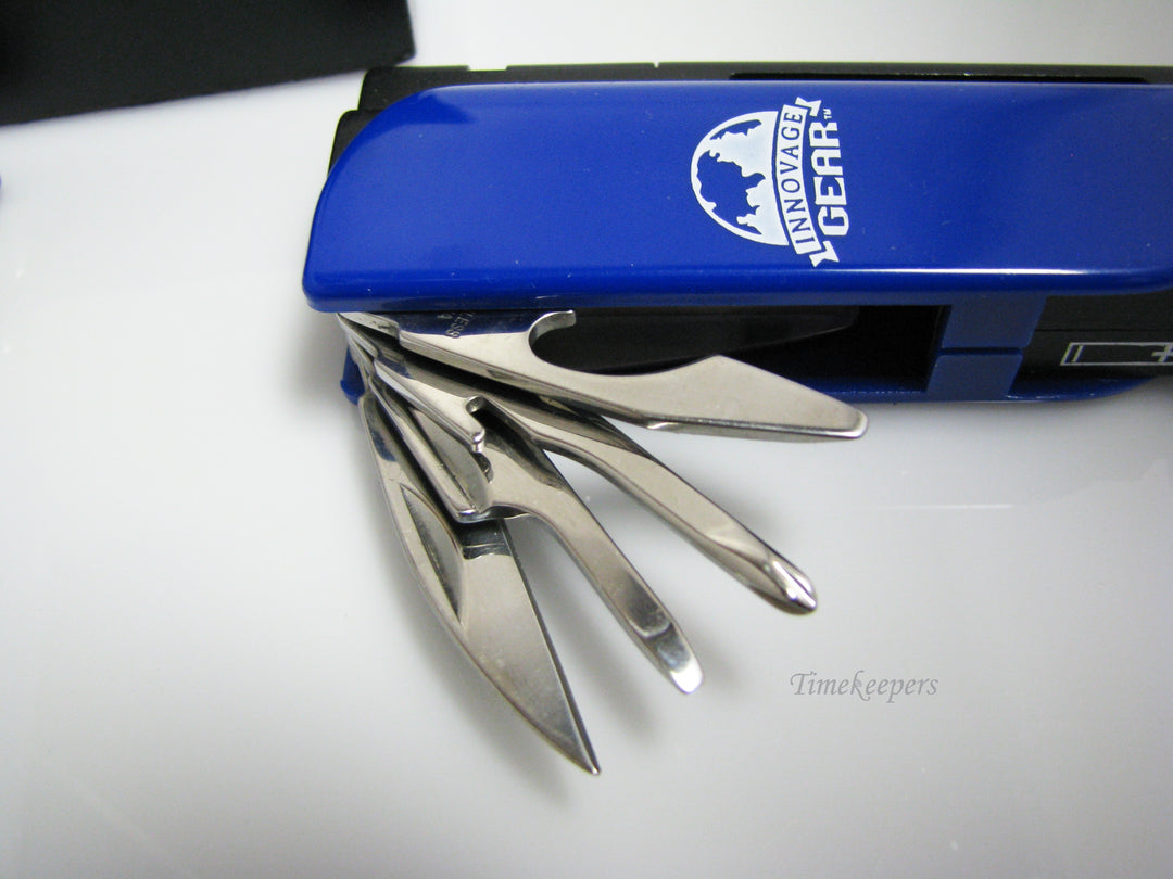 c853 Nice Innovage Gear Quartz Watch with Multi Tool &amp; Flashlight in Box