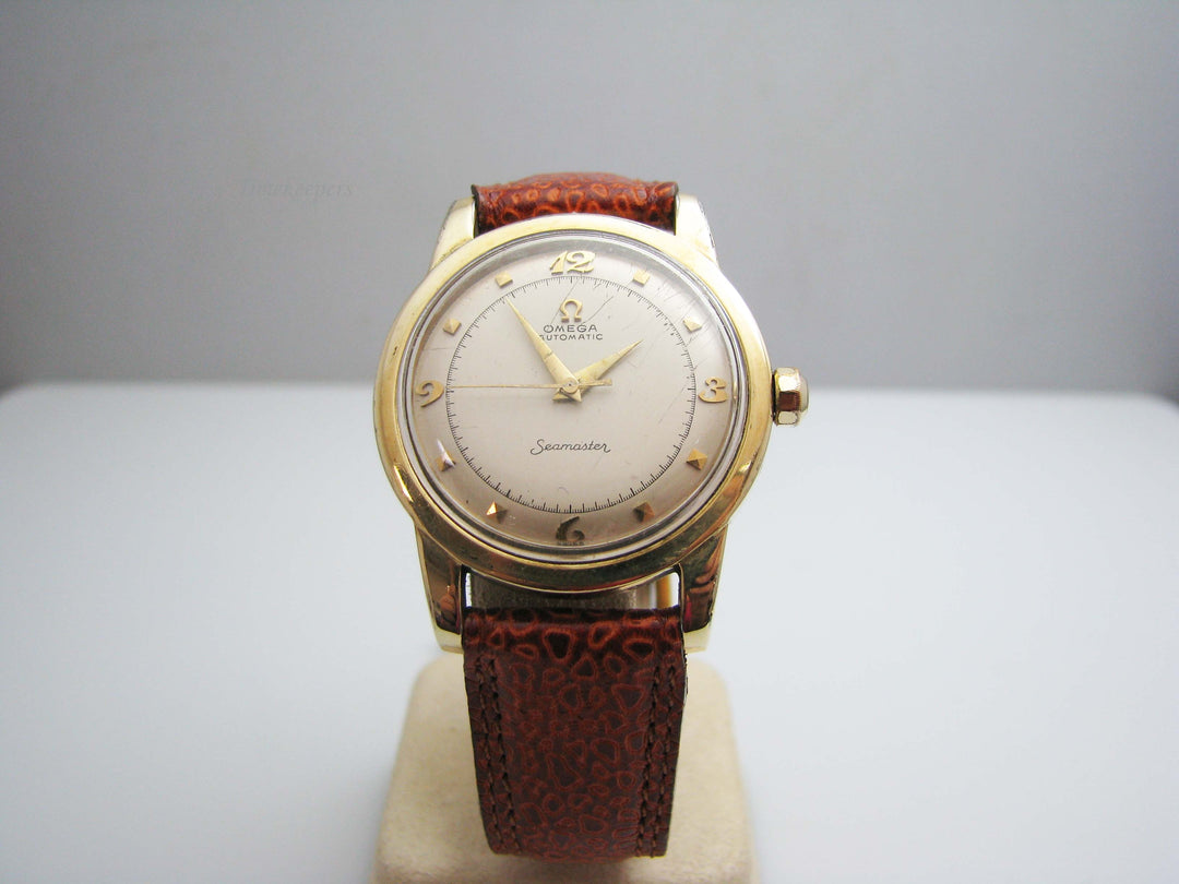 b302 Men's Gold tone Omega wristwatch