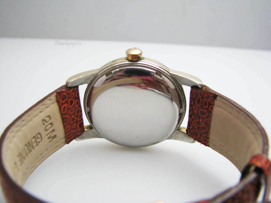 b302 Men's Gold tone Omega wristwatch