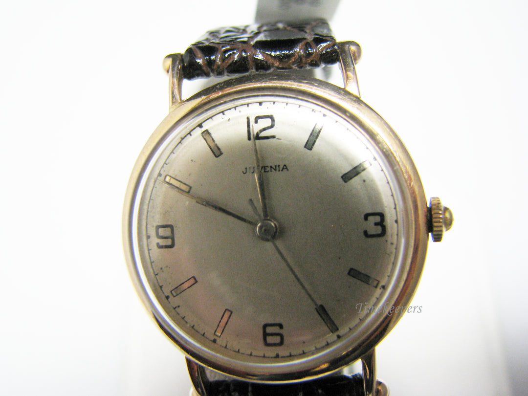 H001 Vintage Juvenia Mechanical Hand Wind Watch in 18k Yellow gold