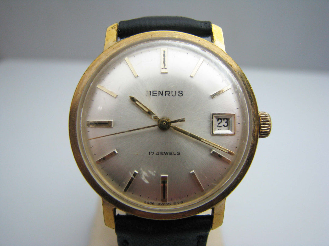 b509 Men's Automatic Benrus wristwatch