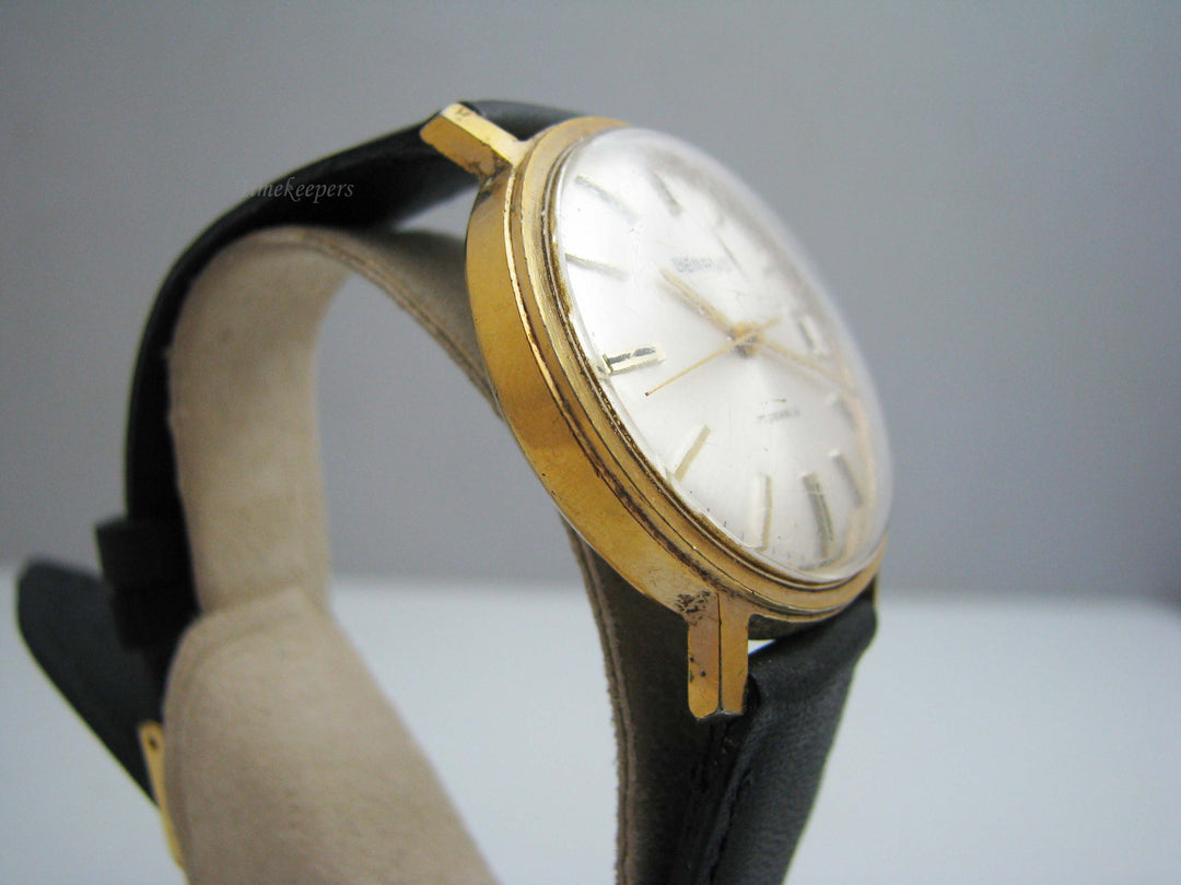 b509 Men's Automatic Benrus wristwatch