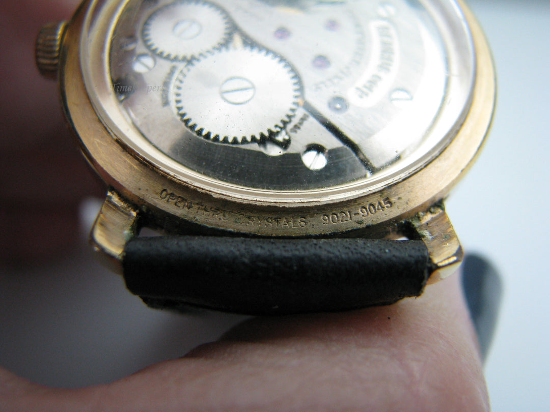 b509 Men's Automatic Benrus wristwatch