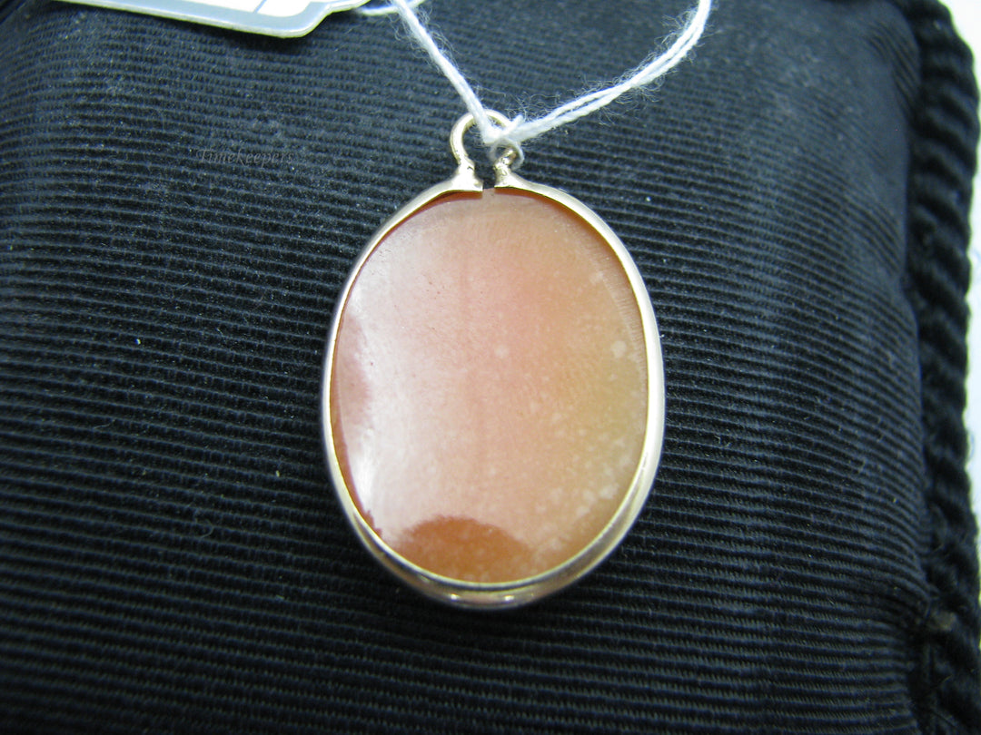 d315 Vintage Carved Cameo 10kt Yellow Gold Charm Pendant