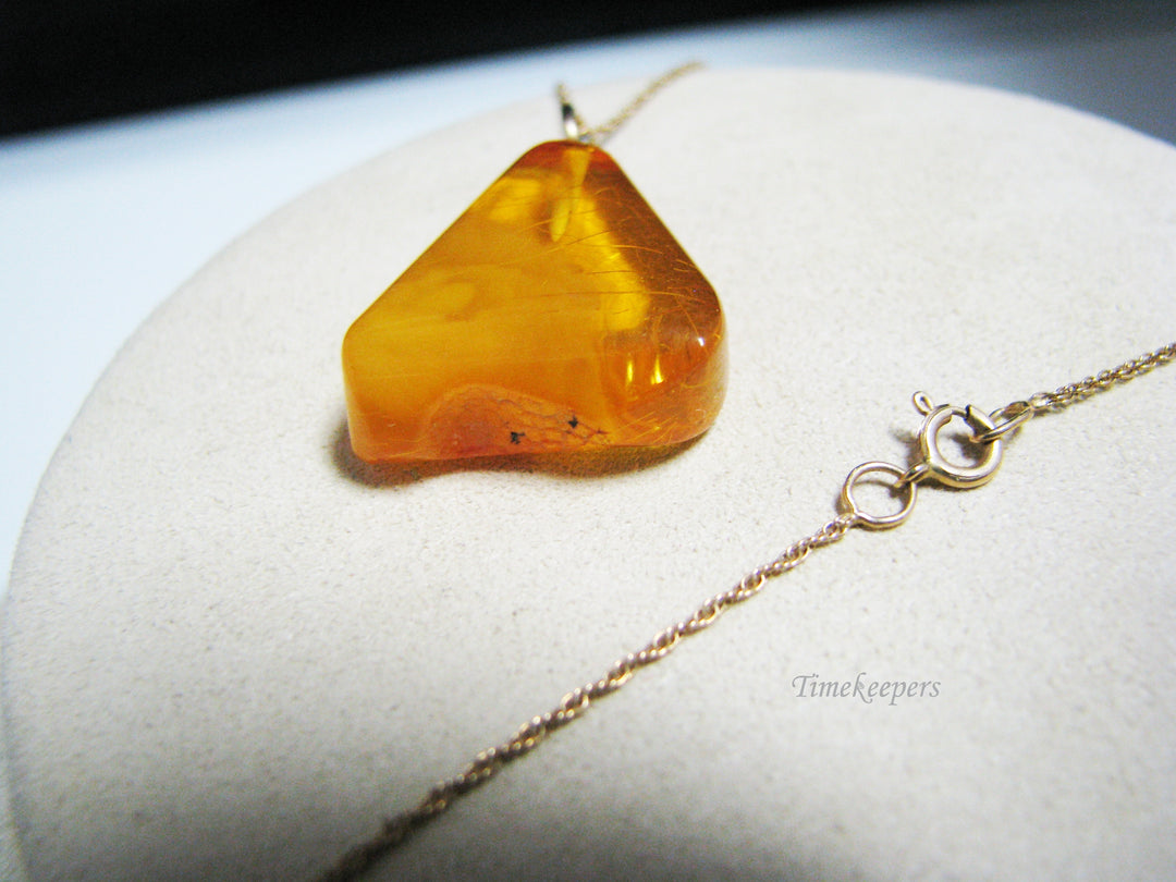 c919 Amazing Honey Amber Pendant on 14k Yellow Gold Chain