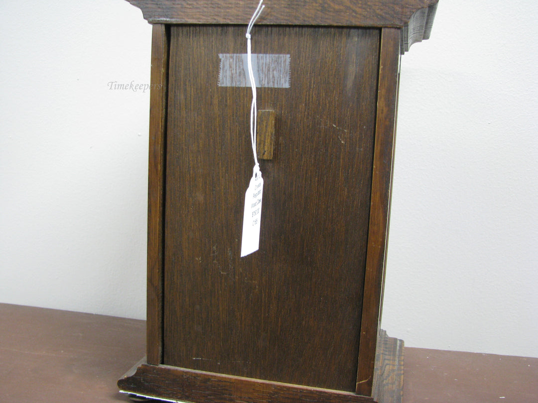 G174 400 Day Clock Wood Case Crystal Regulator