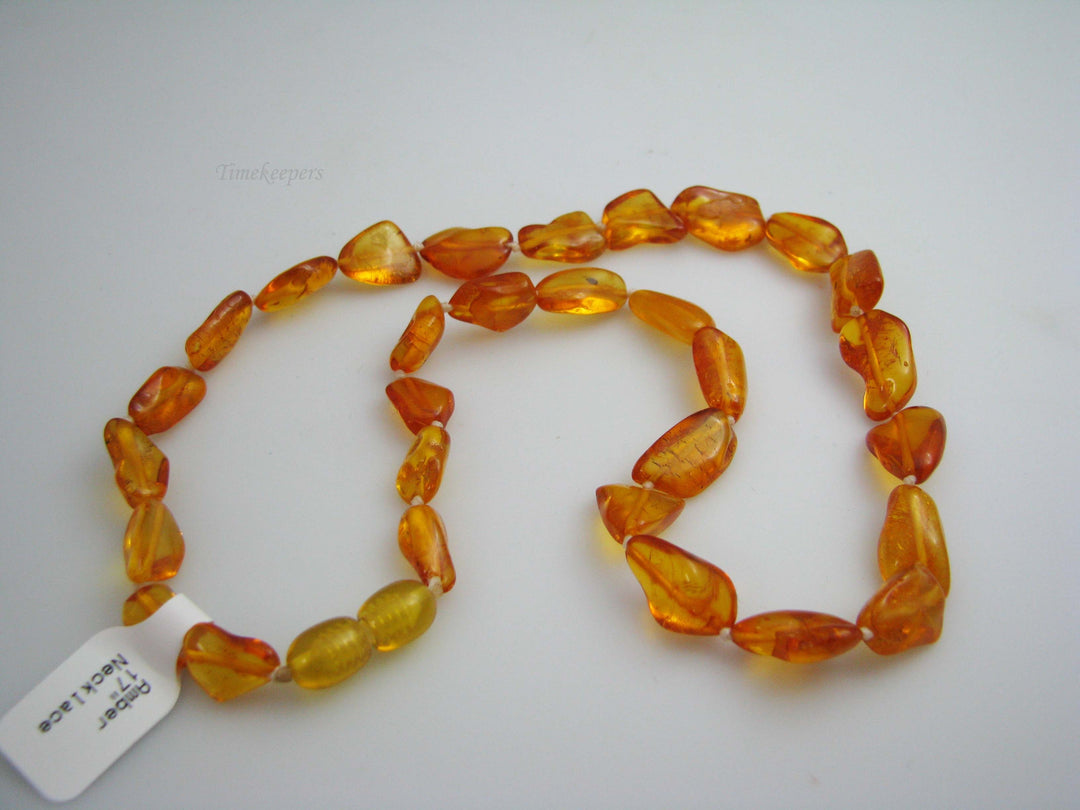 b564 Pretty Amber strung Necklace