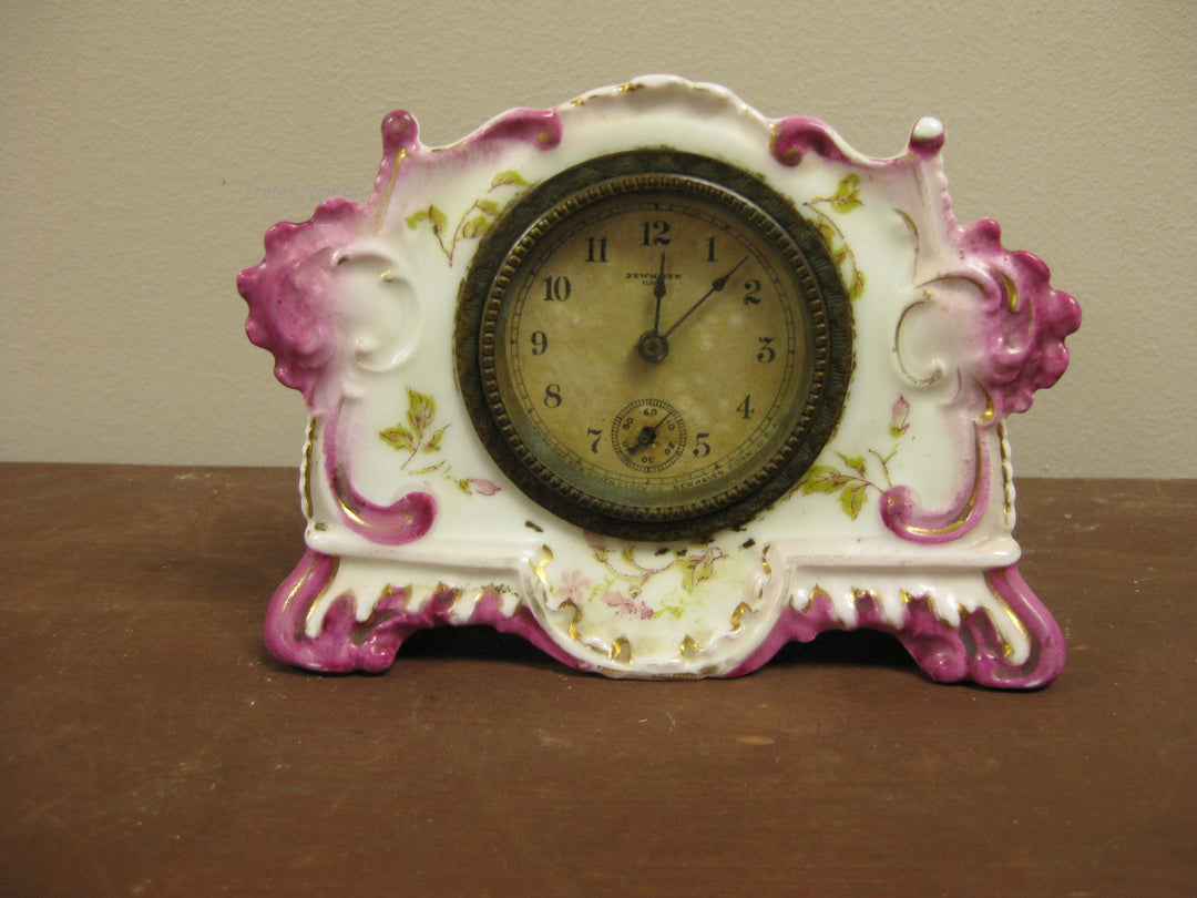 g200 1920 New Haven Clock Co. Miniature Clock