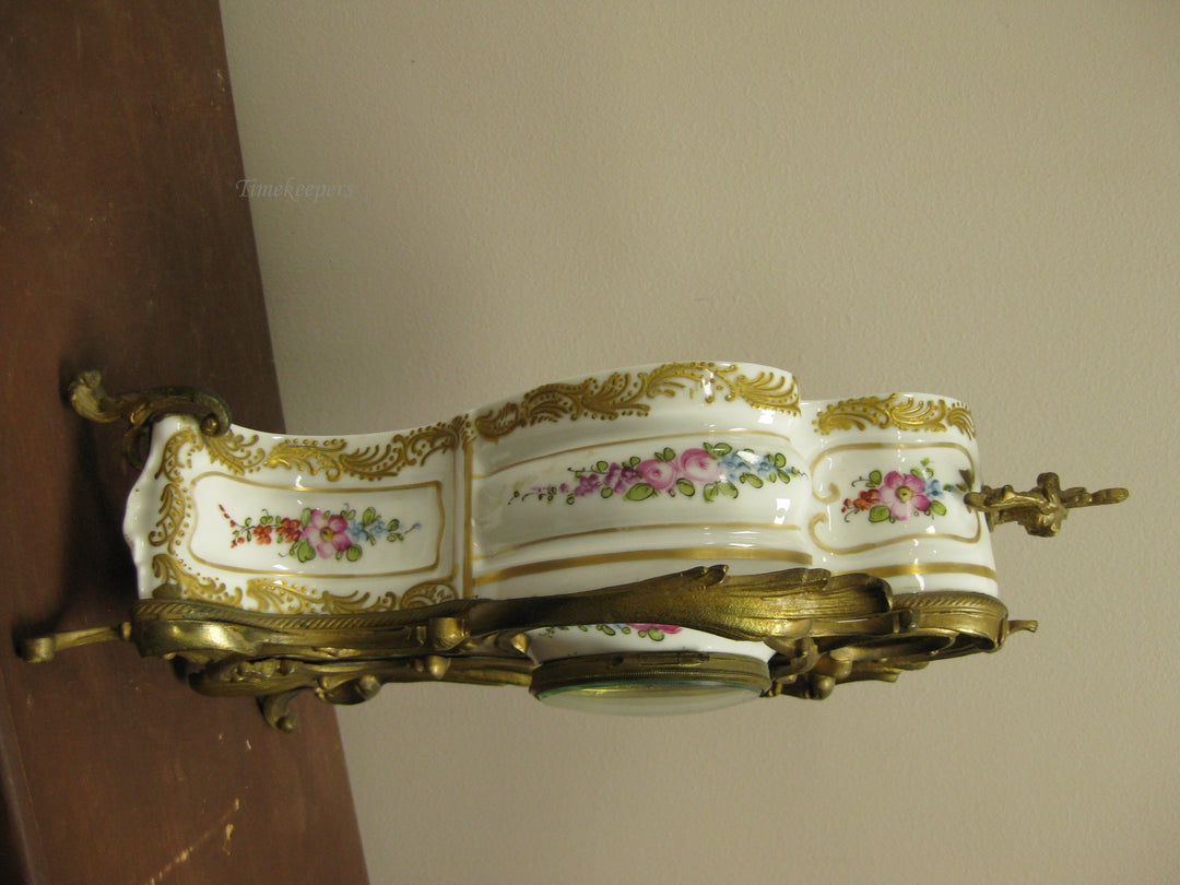 g202 1800s French Mantle/Miniature Clock