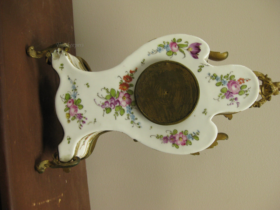 g202 1800s French Mantle/Miniature Clock