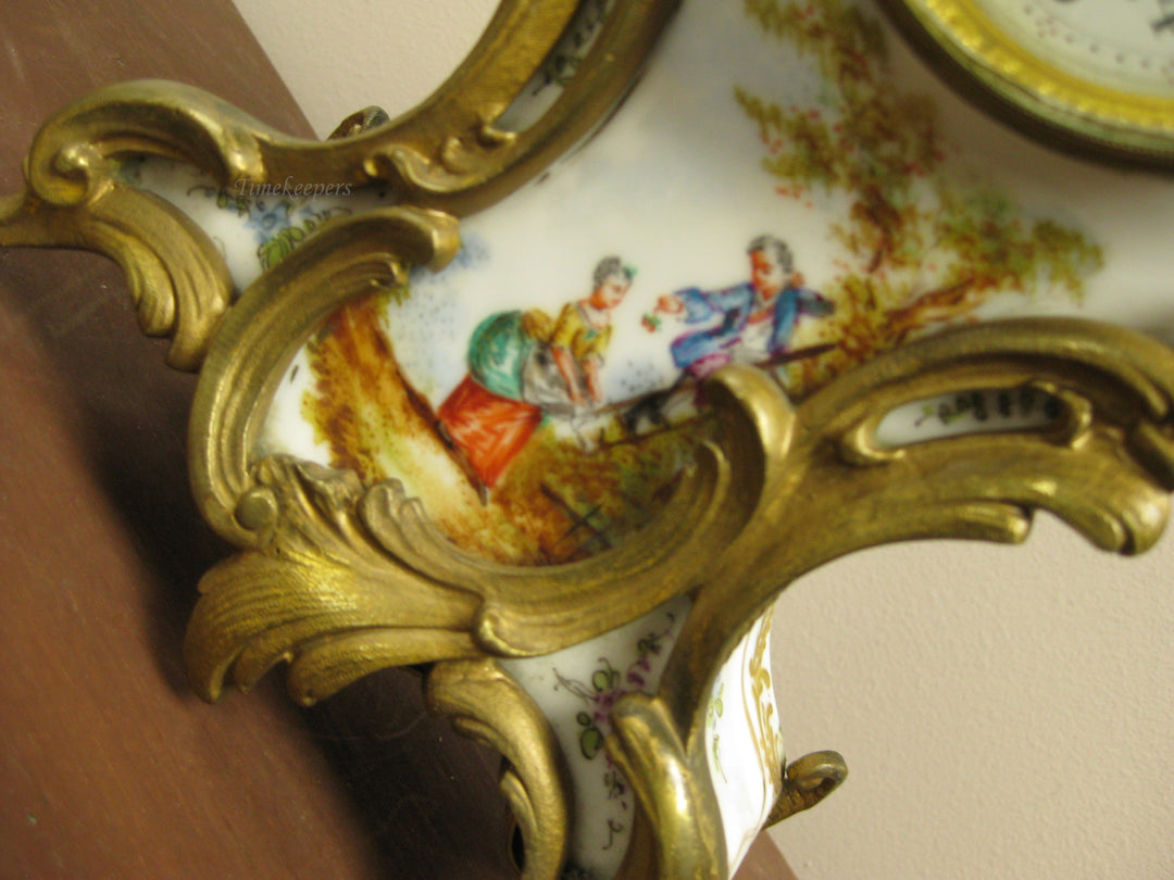 g202 1800s French Mantle/Miniature Clock