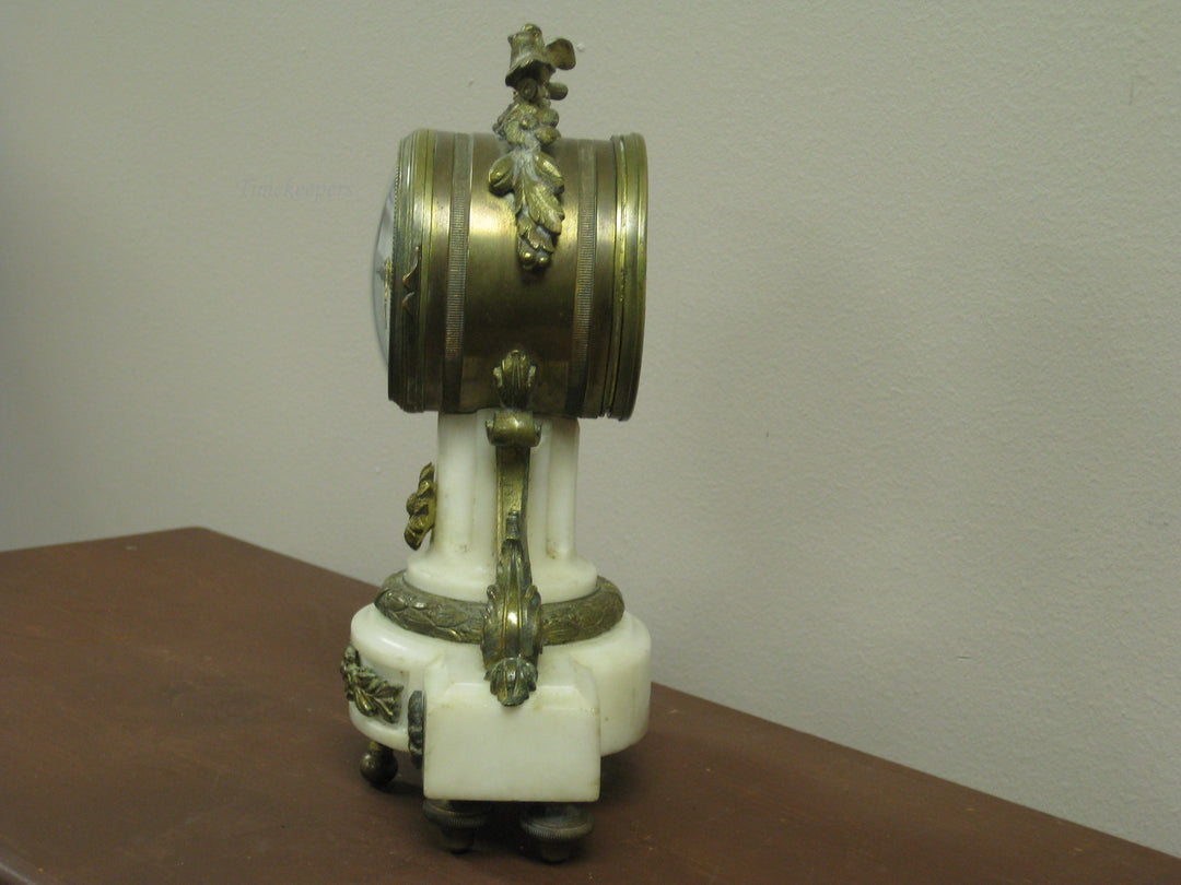 g219 1800s French Bedroom Clock