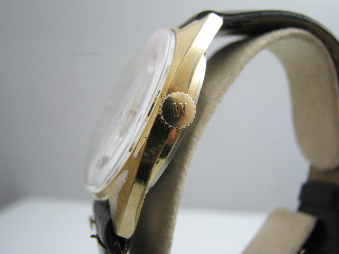 b590 Men's Classic Self Winding Incabloc 17J Waltham Wristwatch