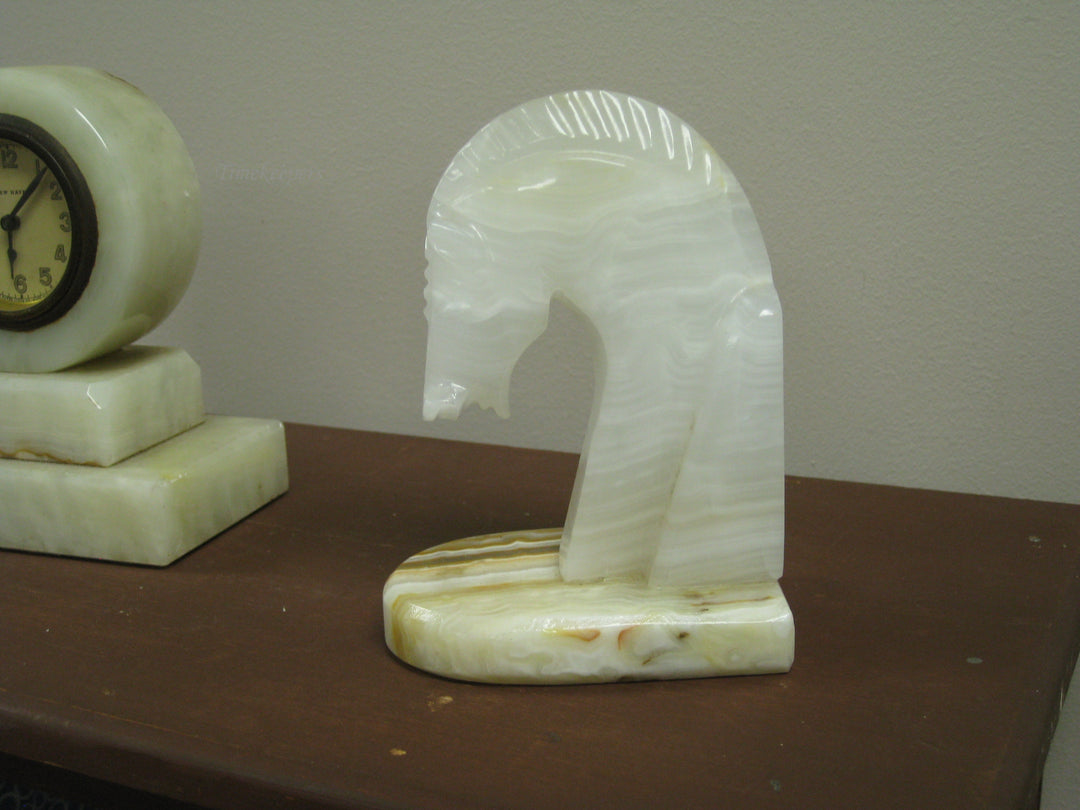 g221 1920s Art Deco Clock With Horse Head Bookends