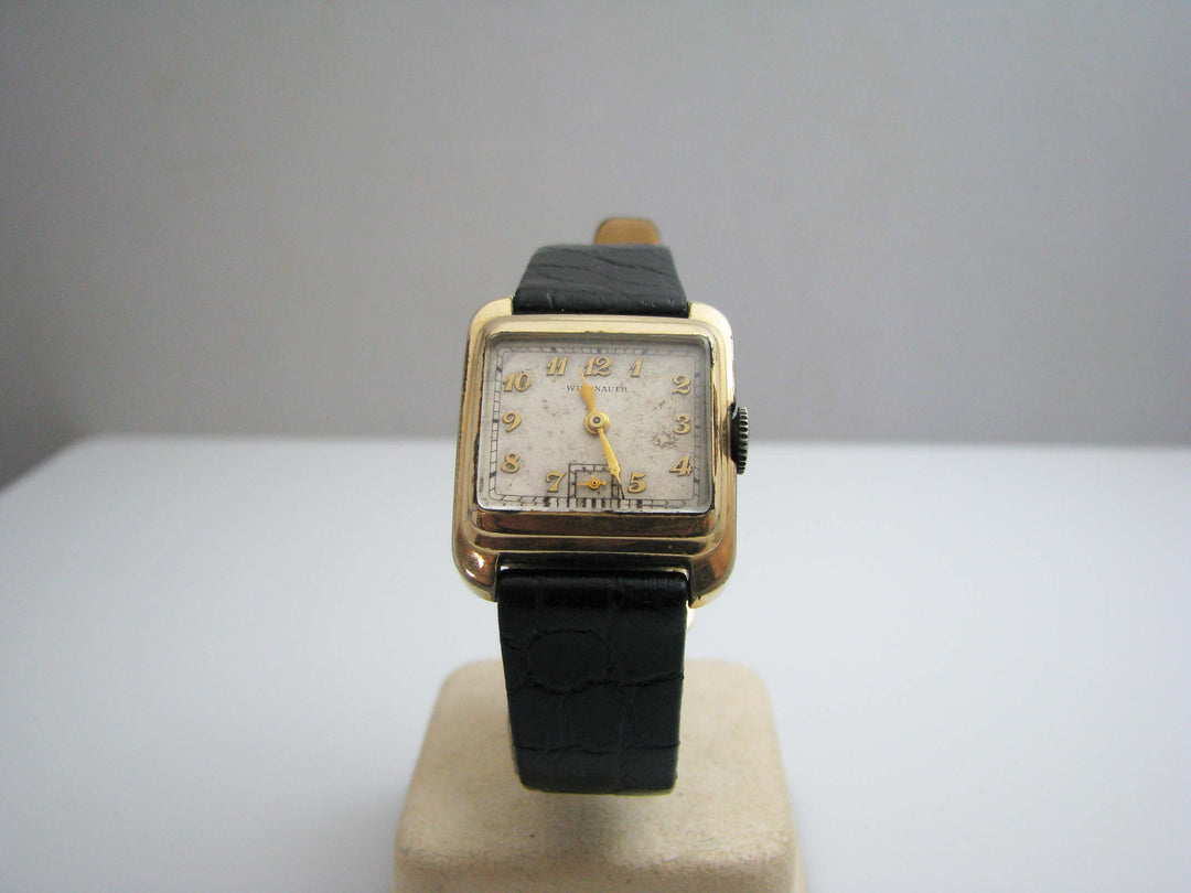 b596 Unisex Vintage Mechanical Wittnauer Wristwatch