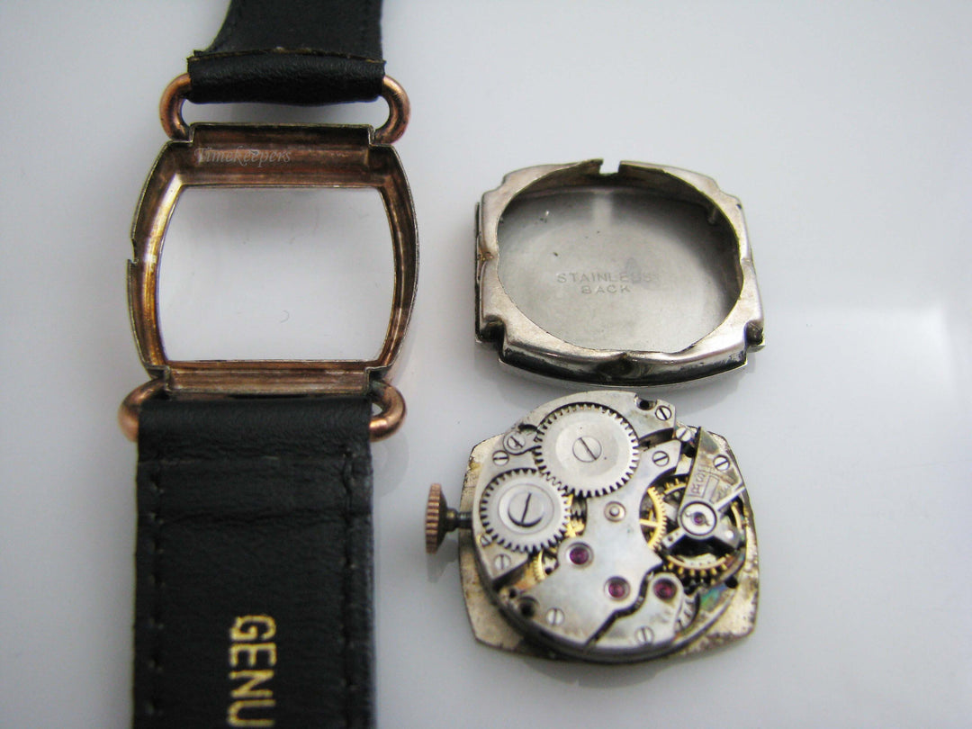 b598 Unisex Vintage Mechanical Wristwatch