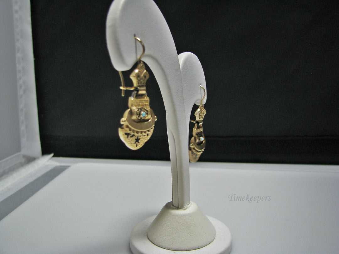 H071 Beautiful and Unique Dangle Earrings in 14k Yellow Gold