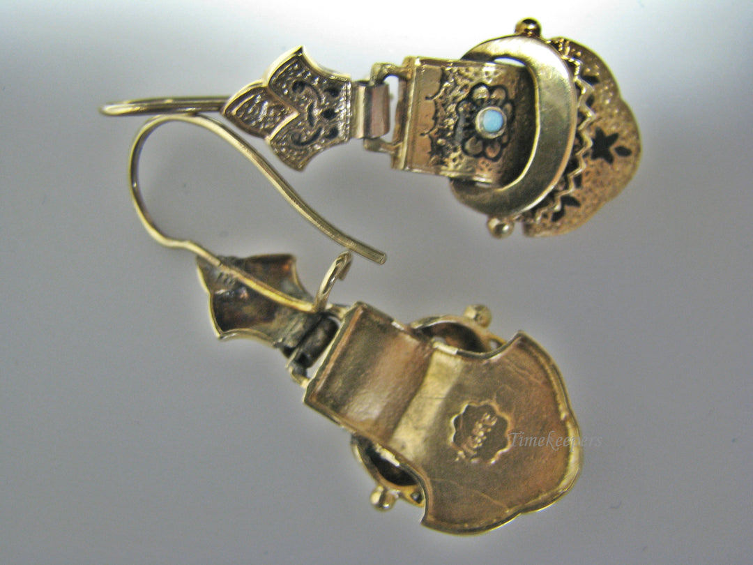 H071 Beautiful and Unique Dangle Earrings in 14k Yellow Gold