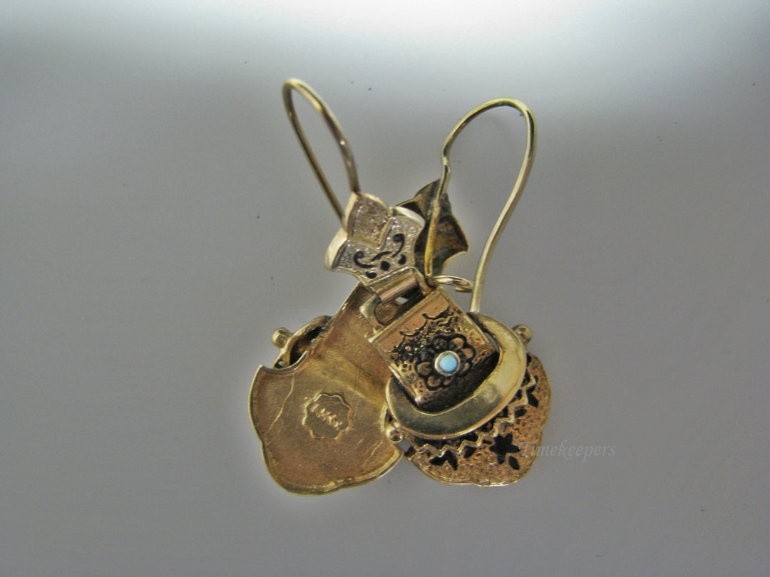 H071 Beautiful and Unique Dangle Earrings in 14k Yellow Gold