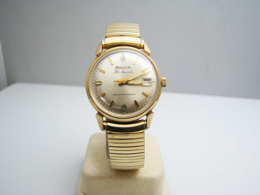 b385 Men's Self Winding 30J Bulova wristwatch