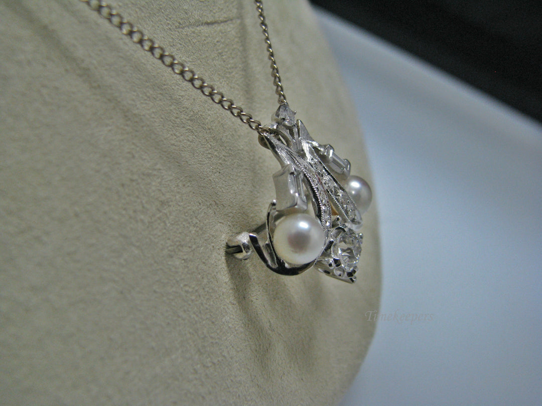 H104 Stunning Diamond with Pearls Necklace in 14k White Gold