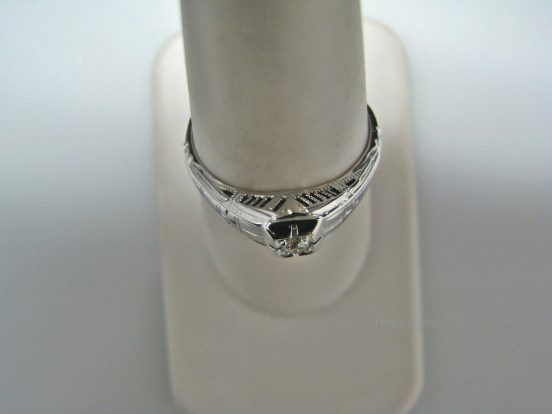 H111 Beautiful Cube Shaped Diamond Ring in 18k White Gold from 1930's