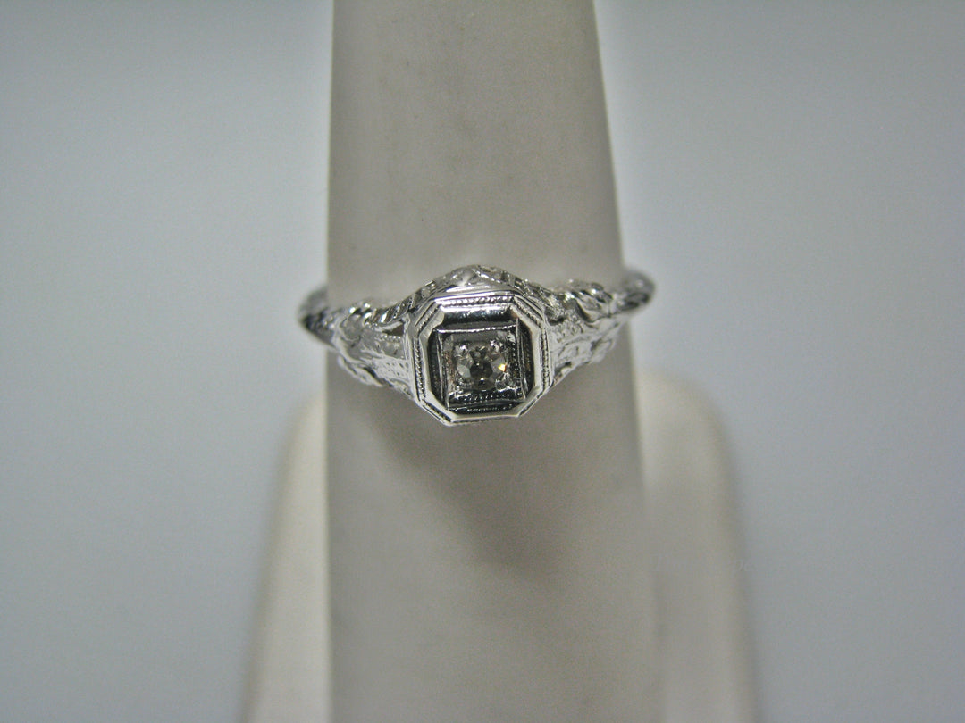 H112 Stunning Diamond Ring in 14k White Gold from 1920's