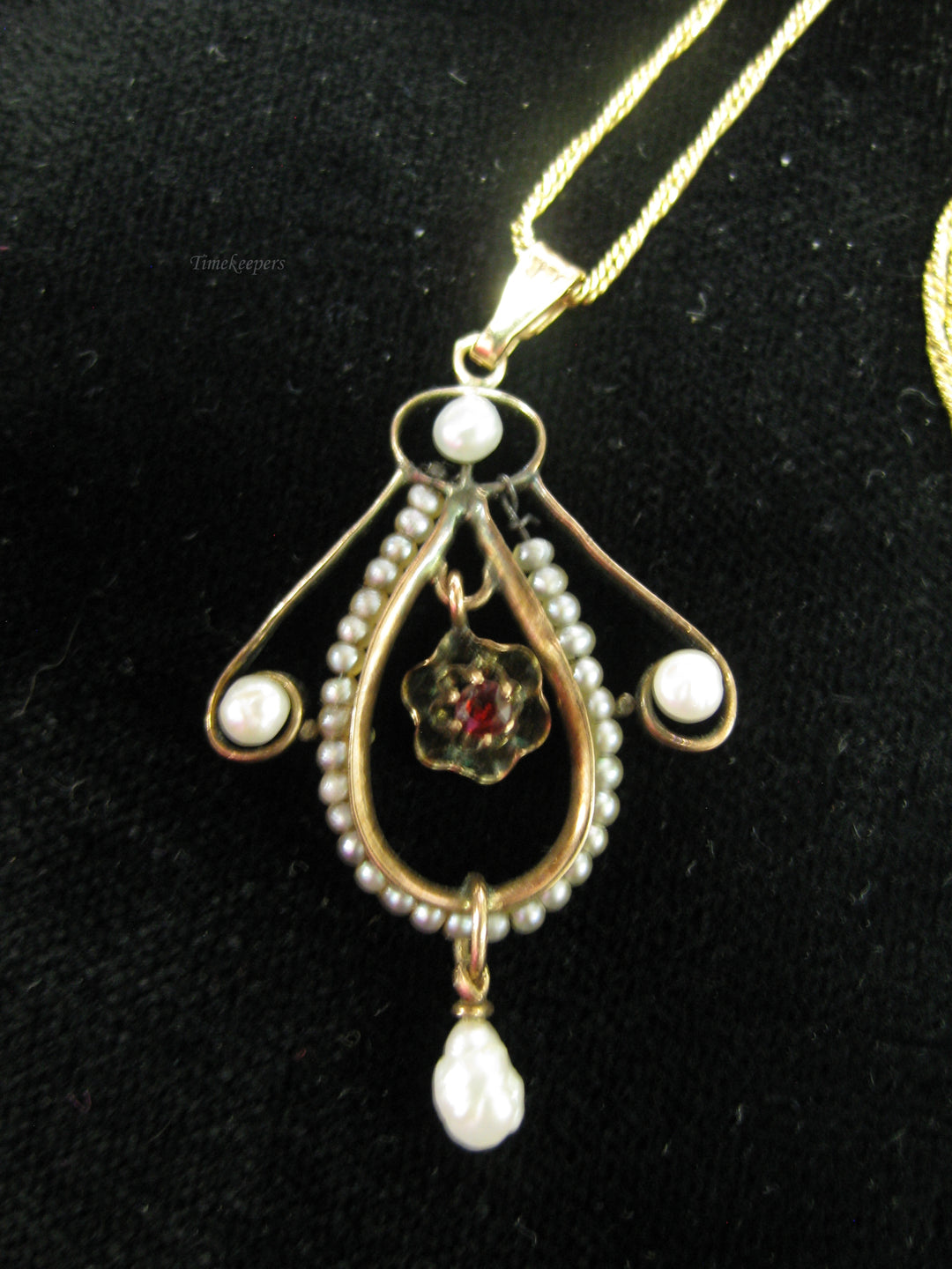 b683 Pretty Antique Gold Filled Pendant Lavaliere on a 21" 14kt Yellow Gold Necklace