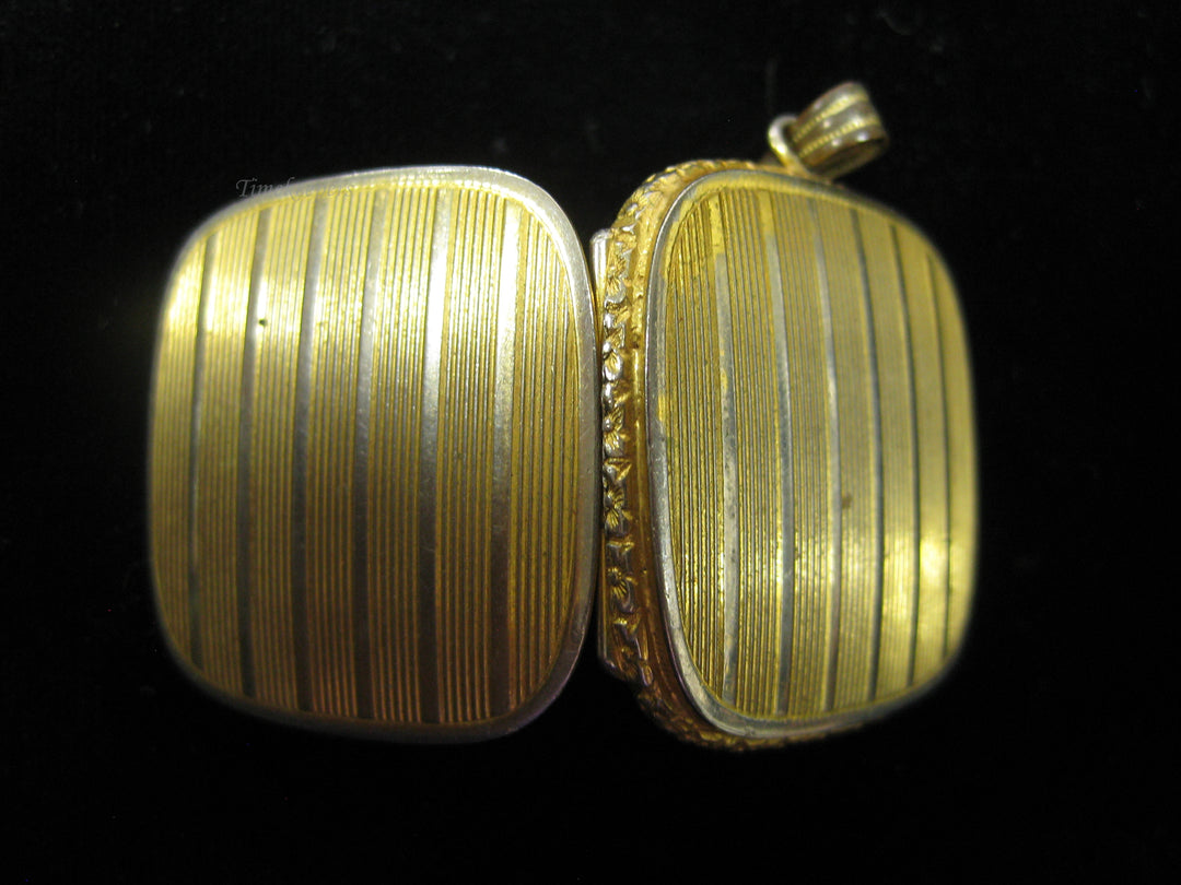 b690 Antique Silver and Gold Tone Locket