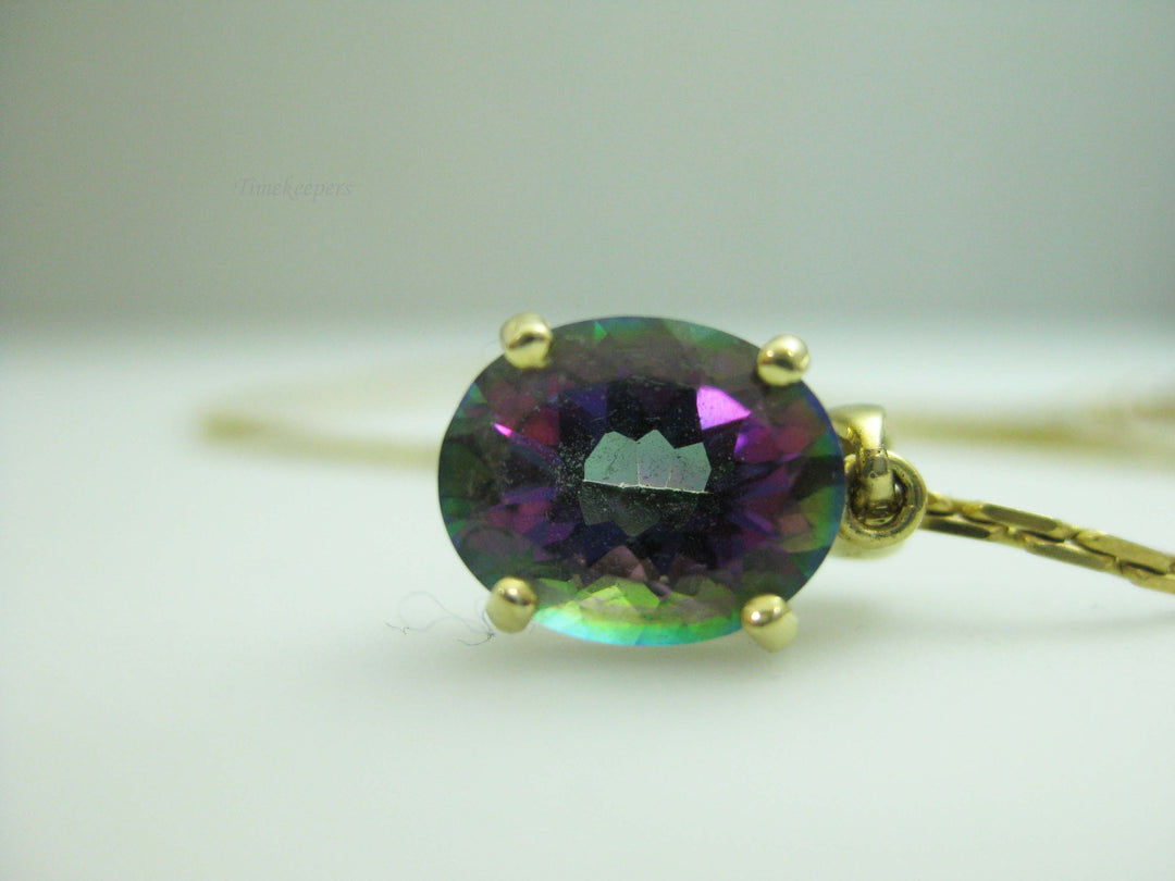 b694 Beautiful 14kt Yellow Gold Cable Link Necklace with 14kt Mystic Topaz Pendant