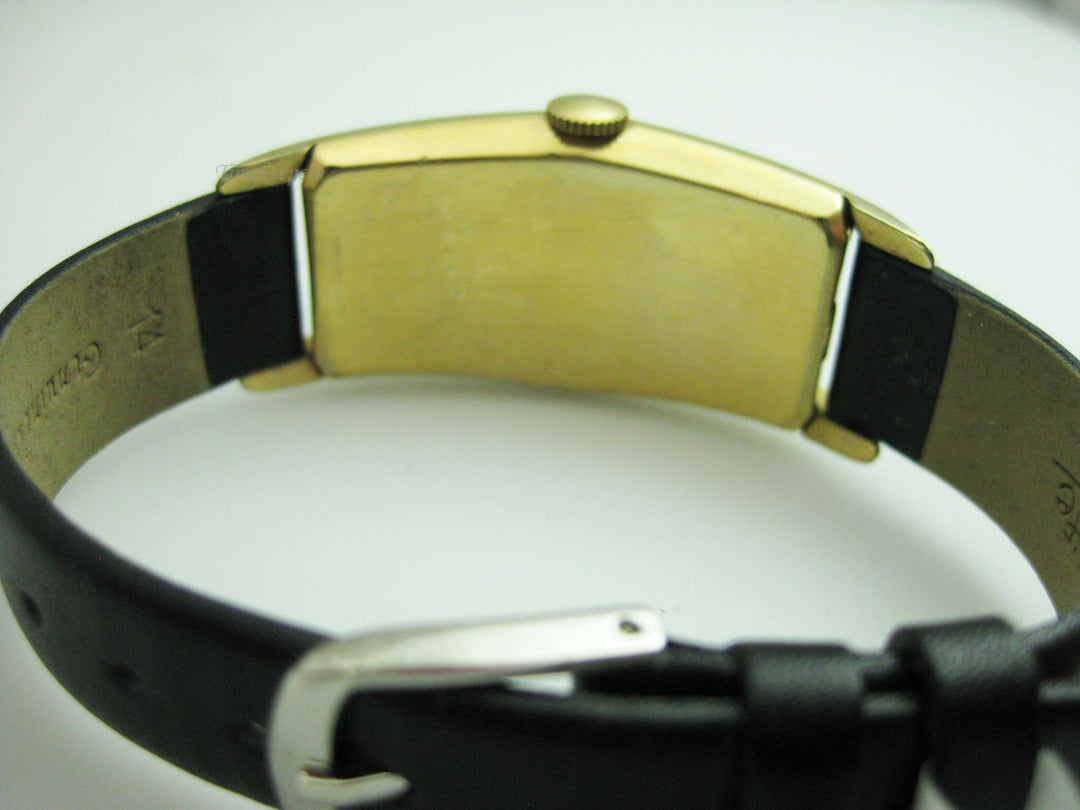 b702 Men's Vintage 10kt Gold Filled Waltham Curved Mechanical Wristwatch