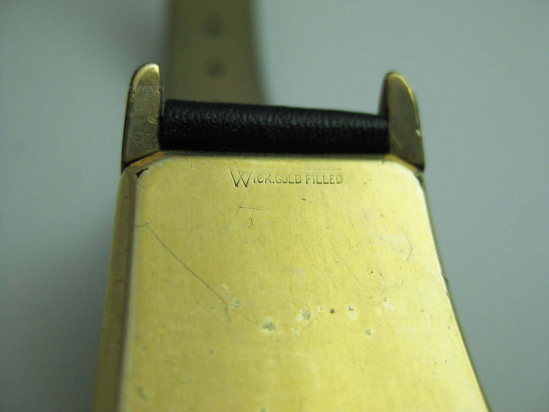 b702 Men's Vintage 10kt Gold Filled Waltham Curved Mechanical Wristwatch