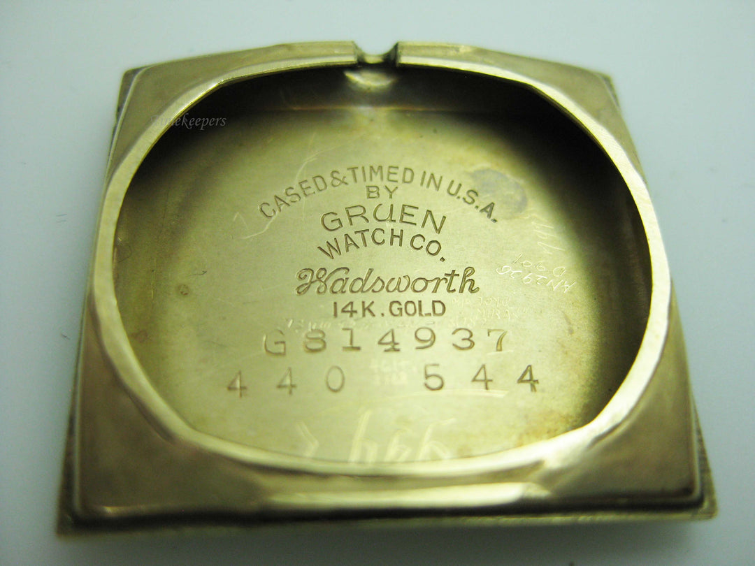 b718 Classic Unisex 14kt Yellow Gold Gruen Curvex Mechanical Wristwatch