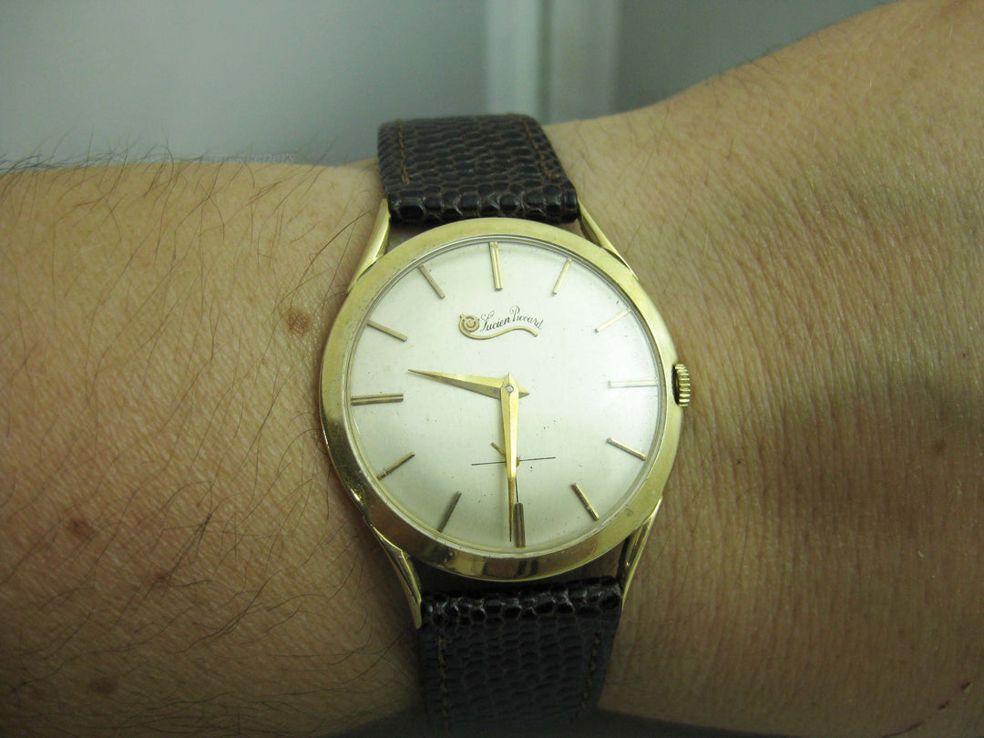 b720 Men's Classic 14kt Yellow Gold Lucien Piccard Mechanical Wristwatch