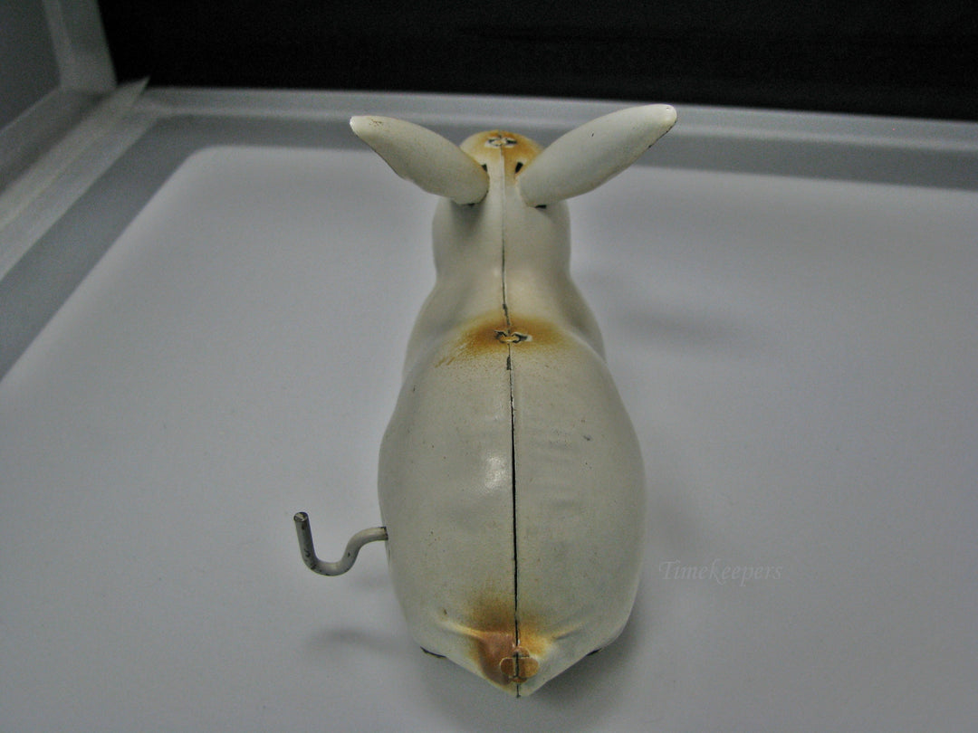 H139 Lovely Bunny Wind Up Toy with Key from 1950's