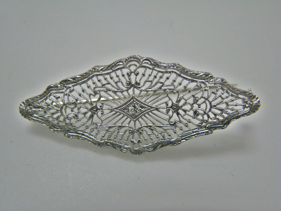 H142 Gorgeous 14k White Gold Filigree Pin / Brooch with Diamond in the Center
